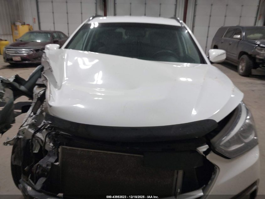 2018 Hyundai Santa Fe Sport 2.4L VIN: 5XYZUDLB4JG543525 Lot: 43953523