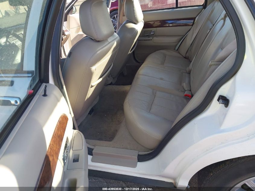 2010 Mercury Grand Marquis Ls (Fleet Only) VIN: 2MEBM7FV0AX600625 Lot: 43953530