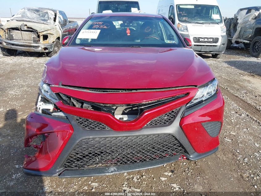 2018 Toyota Camry Se VIN: 4T1B11HK8JU575244 Lot: 43953552