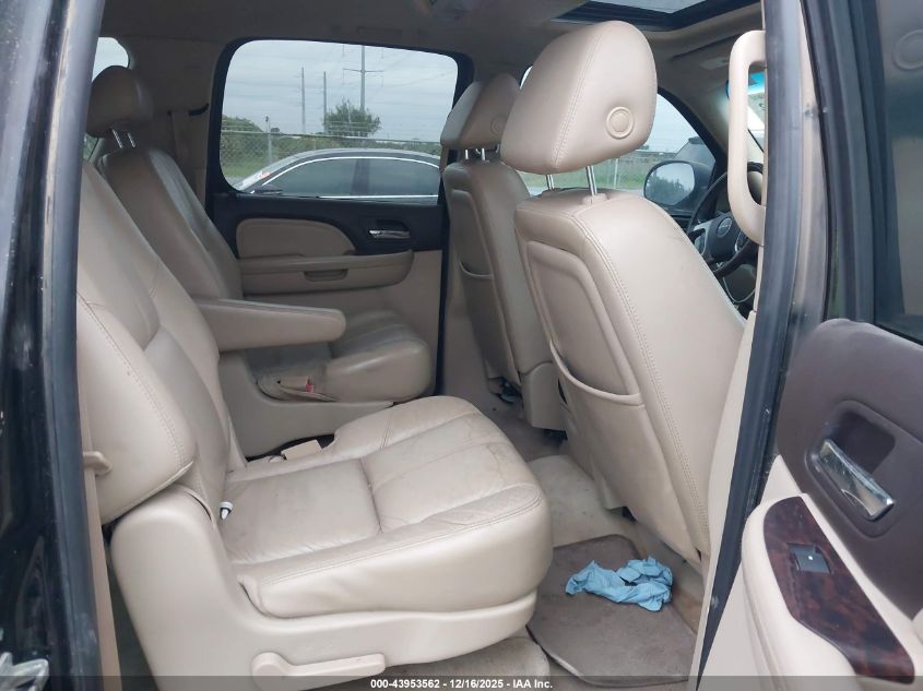 2007 GMC Yukon Xl 1500 Denali VIN: 1GKFK66827J274037 Lot: 43953562