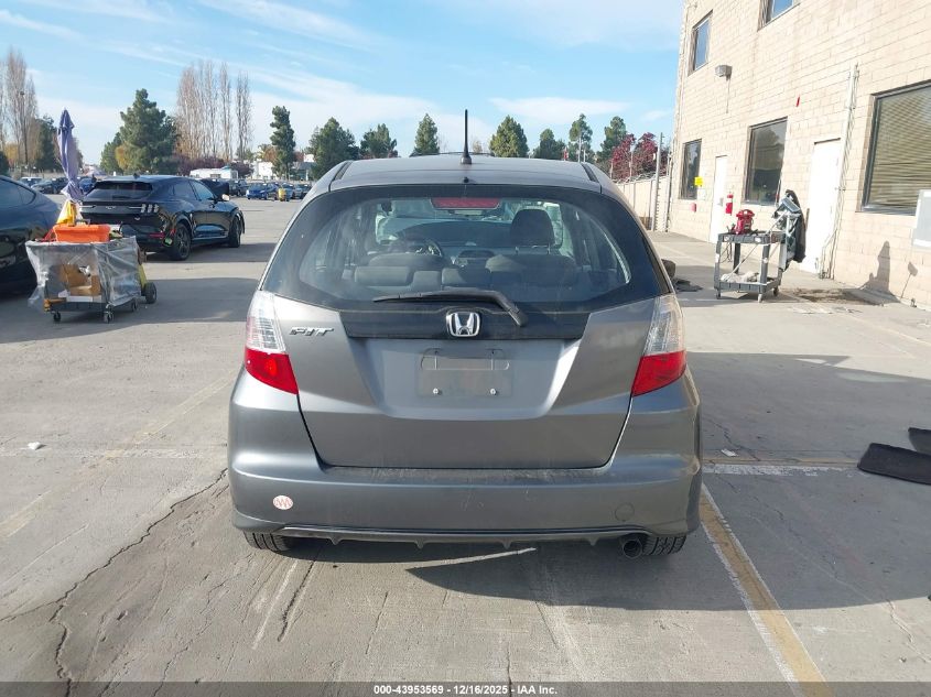 2011 Honda Fit VIN: JHMGE8H38BS003196 Lot: 43953569