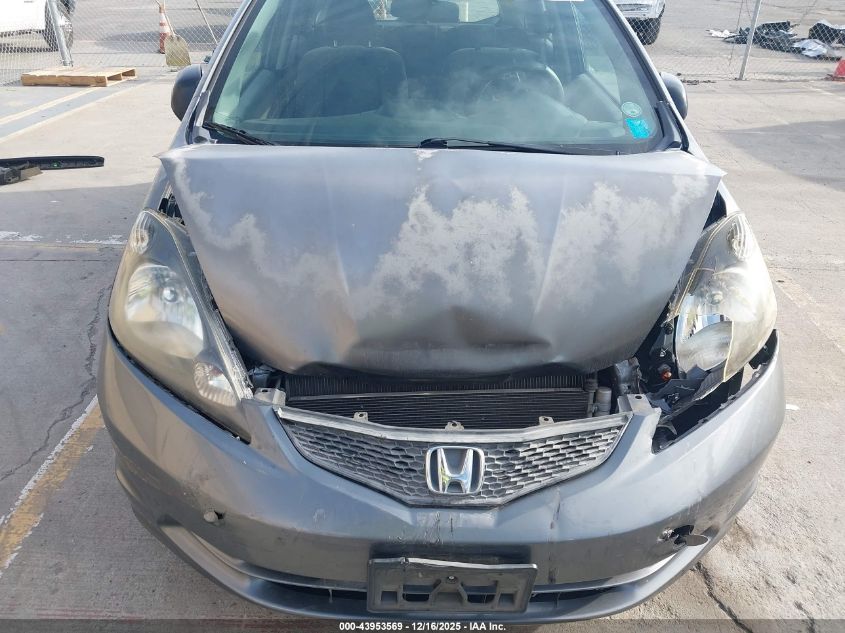 2011 Honda Fit VIN: JHMGE8H38BS003196 Lot: 43953569