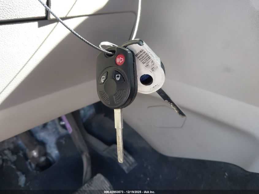 2017 Ford Escape Se VIN: 1FMCU0GD9HUB82646 Lot: 43953573