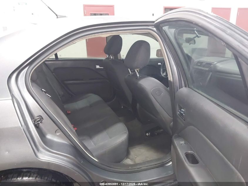 2010 Ford Fusion Se VIN: 3FAHP0HA1AR190992 Lot: 43953591