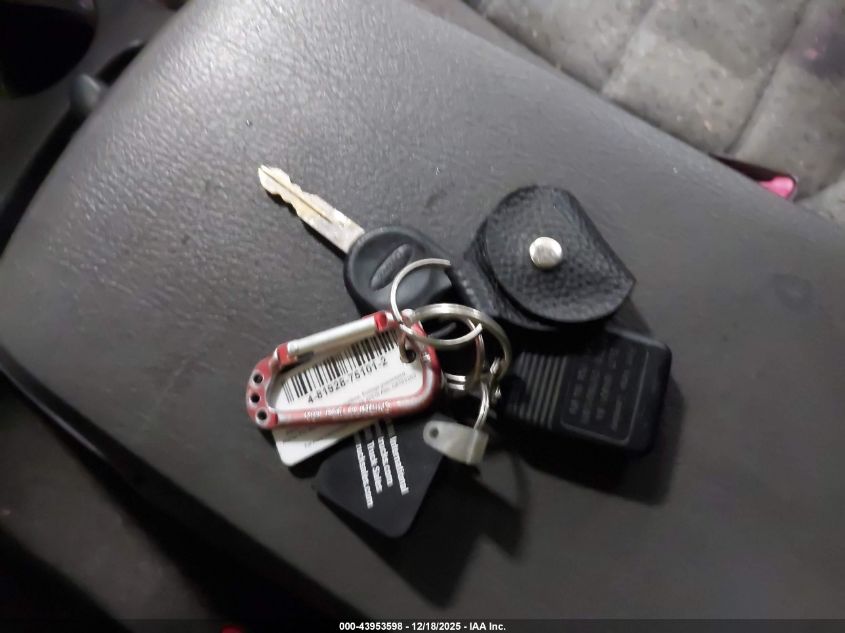 2004 Ford Explorer Xls VIN: 1FMZU72K64ZB32700 Lot: 43953598