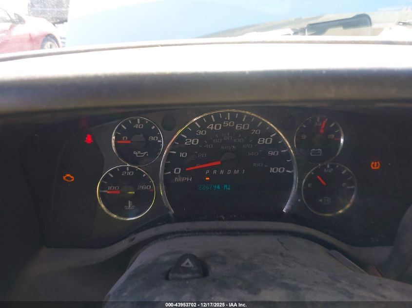 2015 Chevrolet Express 2500 Work Van VIN: 1GCWGFCF1F1277882 Lot: 43953702