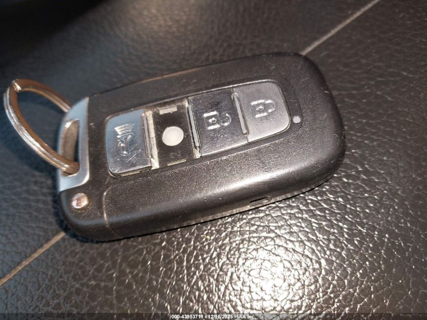 2011 Kia Sorento Ex V6 VIN: 5XYKUDA2XBG063429 Lot: 43953711