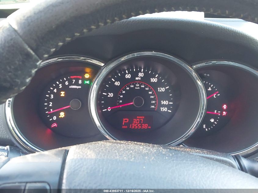 2011 Kia Sorento Ex V6 VIN: 5XYKUDA2XBG063429 Lot: 43953711