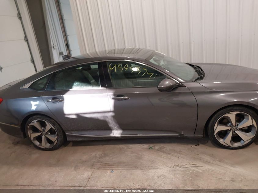 2018 Honda Accord Touring 2.0T VIN: 1HGCV2F97JA051136 Lot: 43953741
