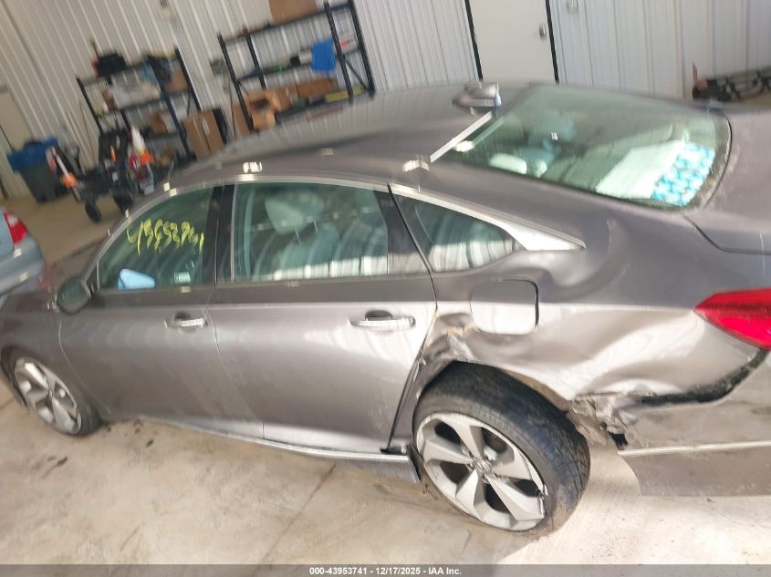 2018 Honda Accord Touring 2.0T VIN: 1HGCV2F97JA051136 Lot: 43953741
