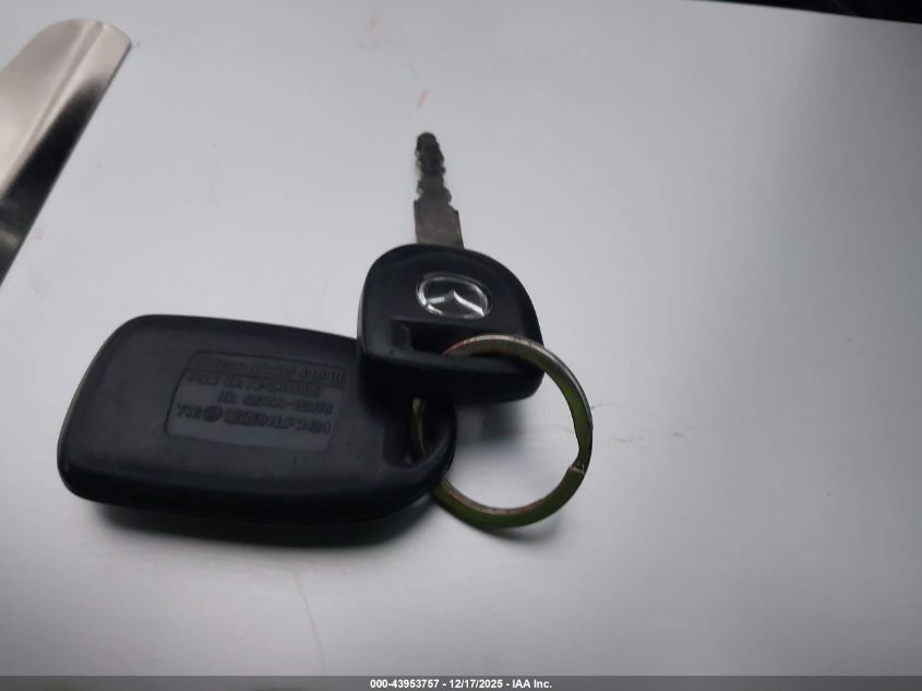 2004 Mazda Rx-8 6 Speed Manual VIN: JM1FE173440121055 Lot: 43953757