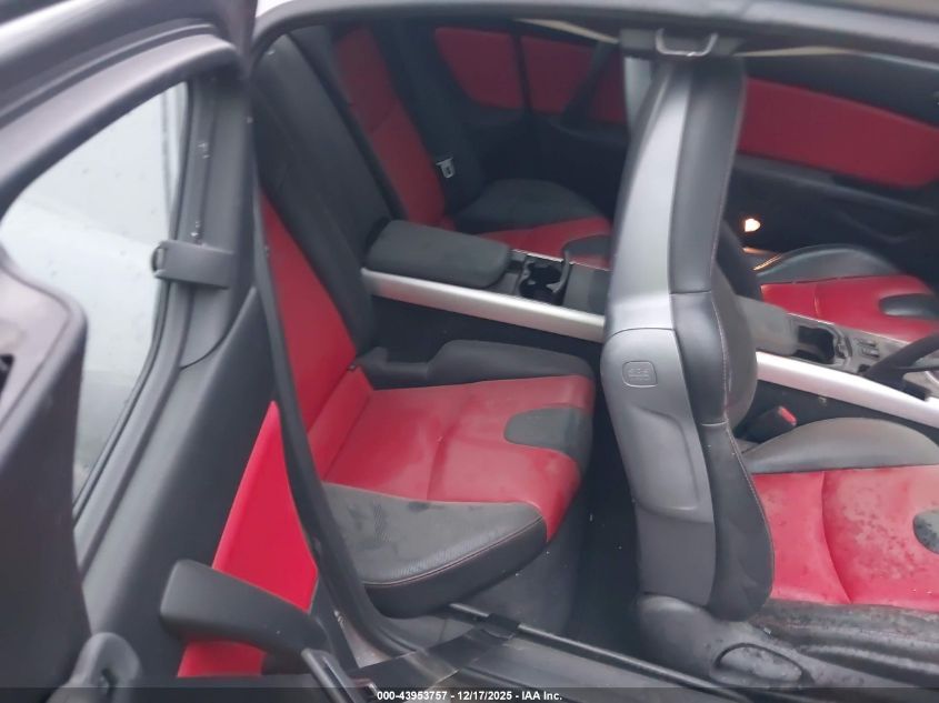 2004 Mazda Rx-8 6 Speed Manual VIN: JM1FE173440121055 Lot: 43953757