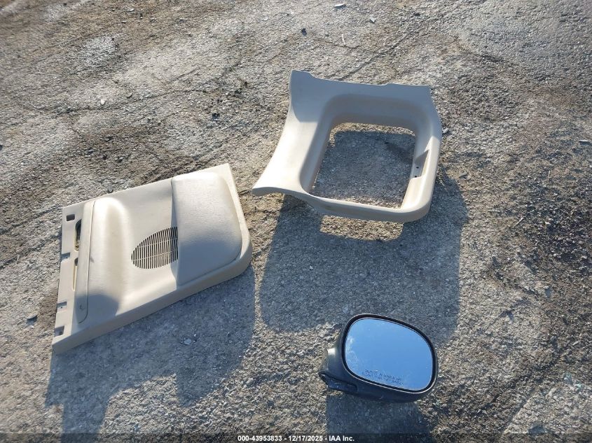 2001 Ford F-150 Lariat/Xl/Xlt VIN: 2FTRX18W41CA87655 Lot: 43953833