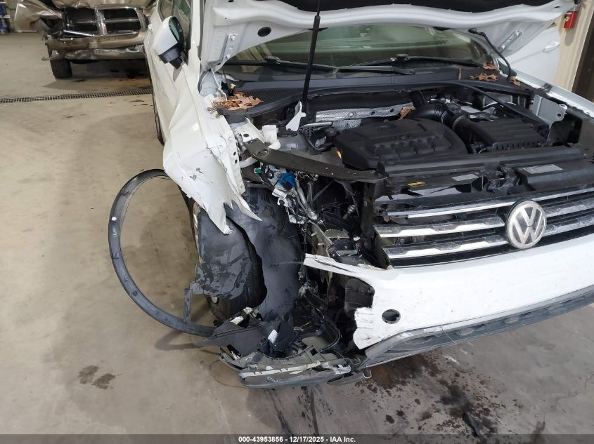 2018 Volkswagen Tiguan 2.0T Se/2.0T Sel VIN: 3VV3B7AX0JM076569 Lot: 43953856