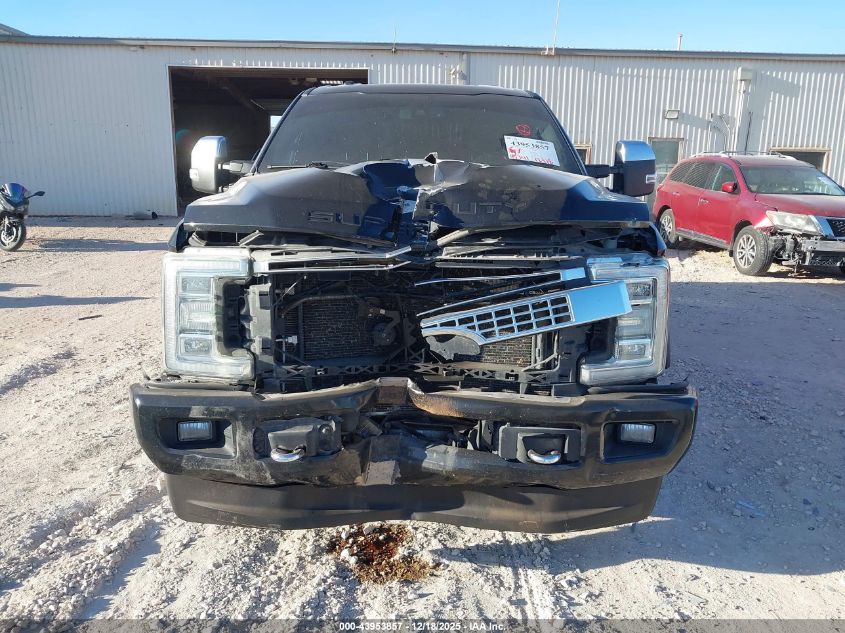 2017 Ford F-250 Platinum VIN: 1FT7W2BT2HEC08220 Lot: 43953857