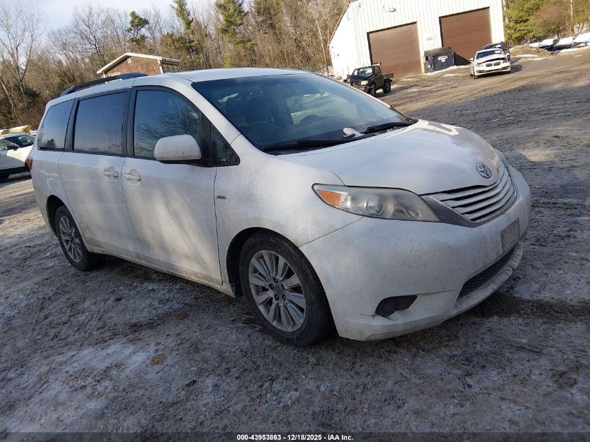 2016 Toyota Sienna Le 7 Passenger