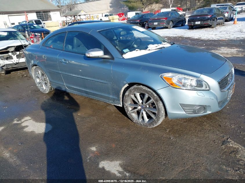 2011 Volvo C70 T5