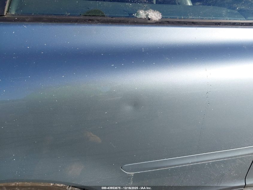 2011 Volvo C70 T5 VIN: YV1672MC0BJ120085 Lot: 43953875