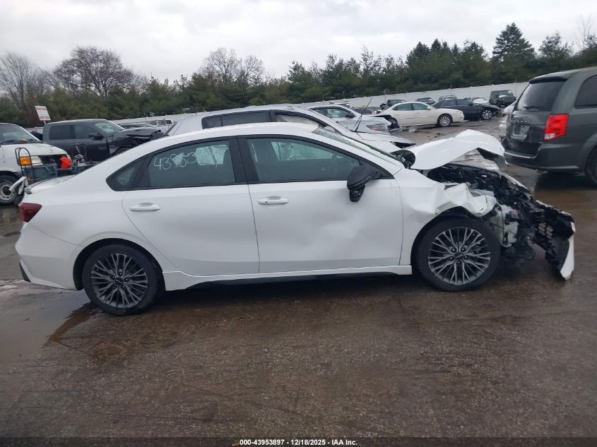 2022 Kia Forte Gt-Line VIN: 3KPF54AD8NE445685 Lot: 43953897