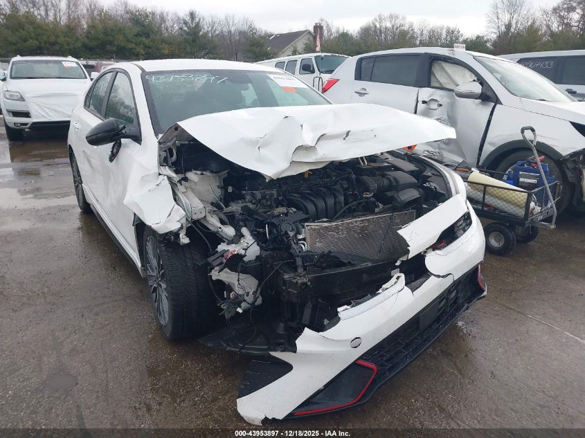 2022 Kia Forte Gt-Line VIN: 3KPF54AD8NE445685 Lot: 43953897