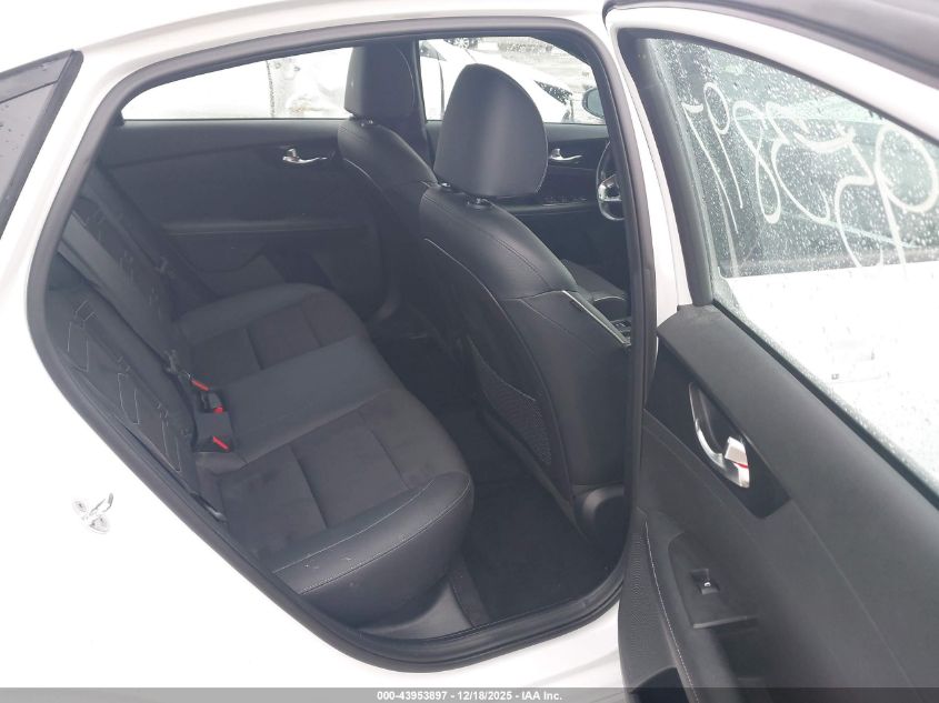 2022 Kia Forte Gt-Line VIN: 3KPF54AD8NE445685 Lot: 43953897