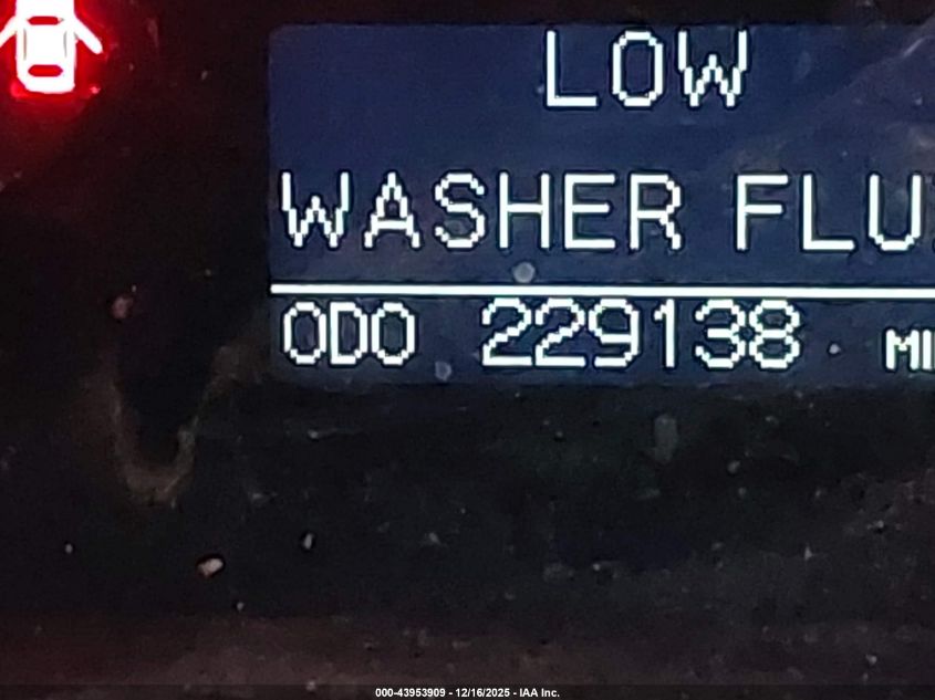 2012 Toyota Sequoia Platinum 5.7L V8 VIN: 5TDDW5G10CS066223 Lot: 43953909