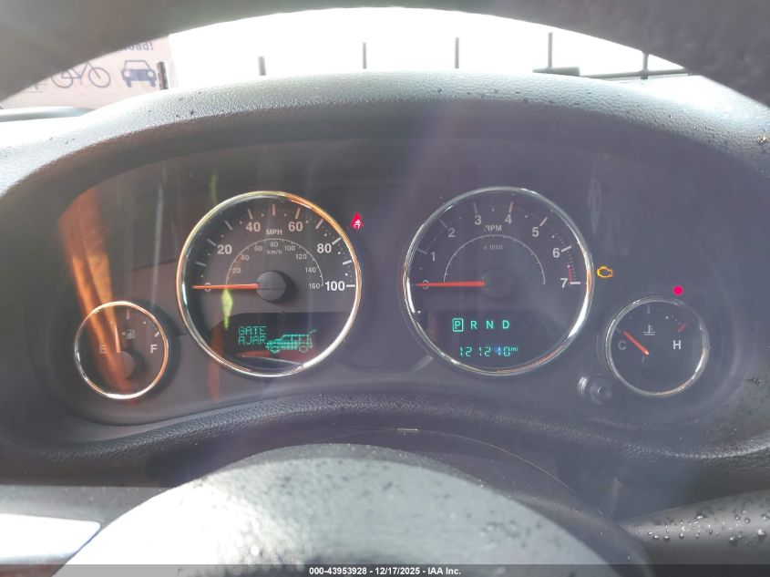 2017 Jeep Wrangler Unlimited Sahara 4X4 VIN: 1C4BJWEG9HL507214 Lot: 43953928