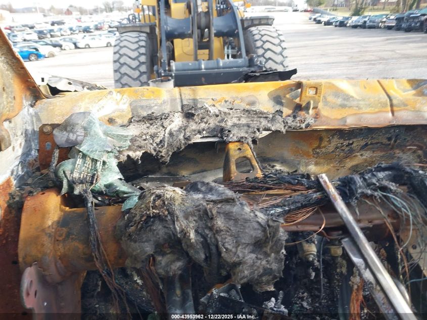 2014 Cadillac Srx Luxury Collection VIN: 3GYFNBE39ES585715 Lot: 43953962