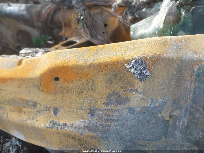 2014 Cadillac Srx Luxury Collection VIN: 3GYFNBE39ES585715 Lot: 43953962