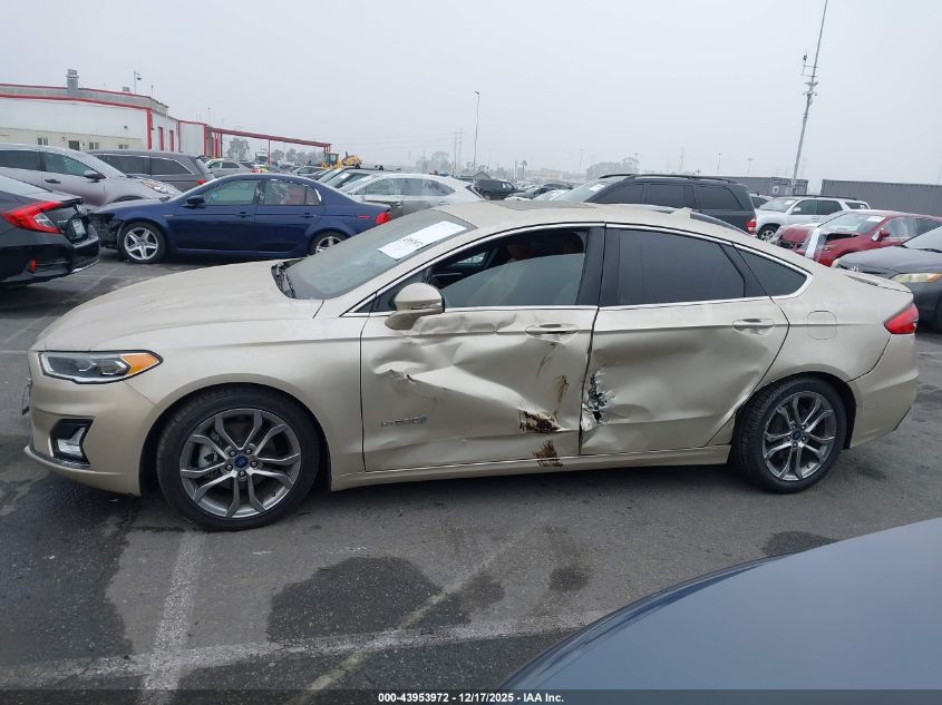 2019 Ford Fusion Hybrid Titanium VIN: 3FA6P0RU4KR235568 Lot: 43953972