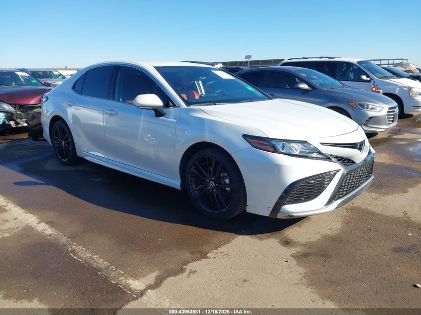 2024 TOYOTA CAMRY  (VIN: 4T1K61AK8RU915743)