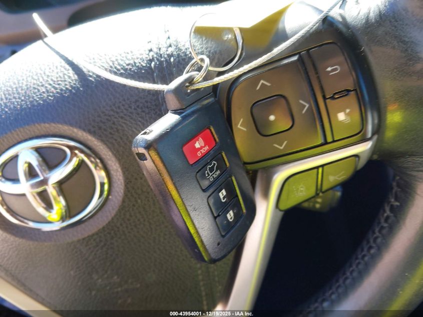 2017 Toyota Highlander Limited VIN: 5TDDZRFH4HS406526 Lot: 43954001