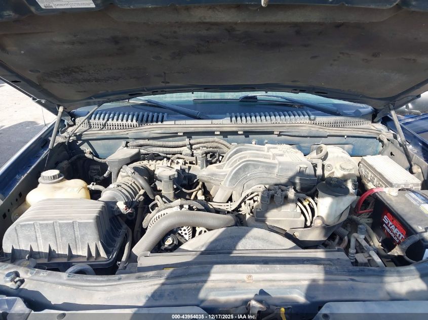 2004 Ford Explorer Nbx/Xlt VIN: 1FMZU73K94UB68330 Lot: 43954035