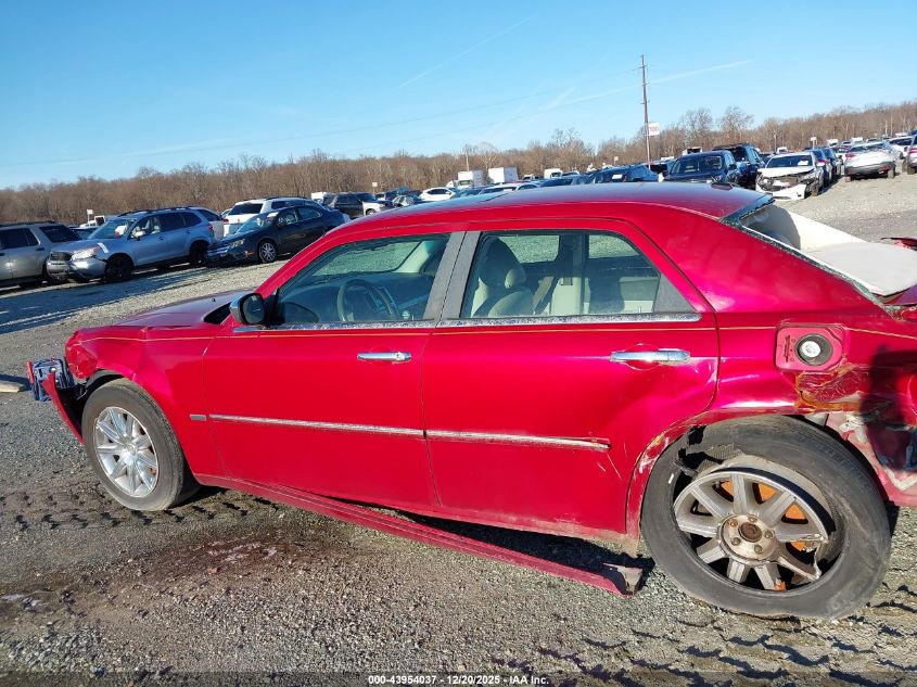 2010 Chrysler 300 Touring/Signature Series/Executive Series VIN: 2C3CA5CV4AH135613 Lot: 43954037