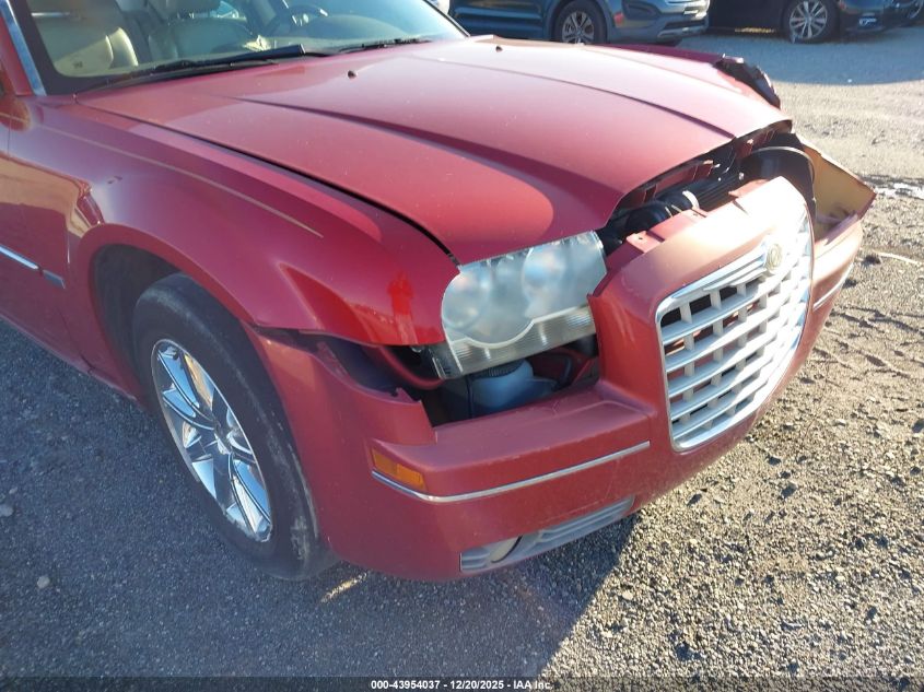 2010 Chrysler 300 Touring/Signature Series/Executive Series VIN: 2C3CA5CV4AH135613 Lot: 43954037