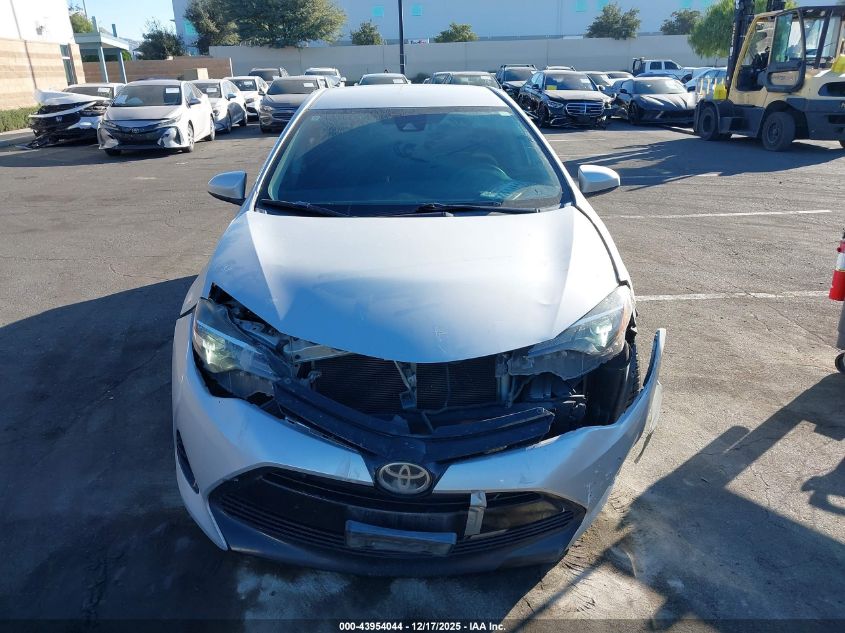 2018 Toyota Corolla Le VIN: 5YFBURHE4JP842803 Lot: 43954044