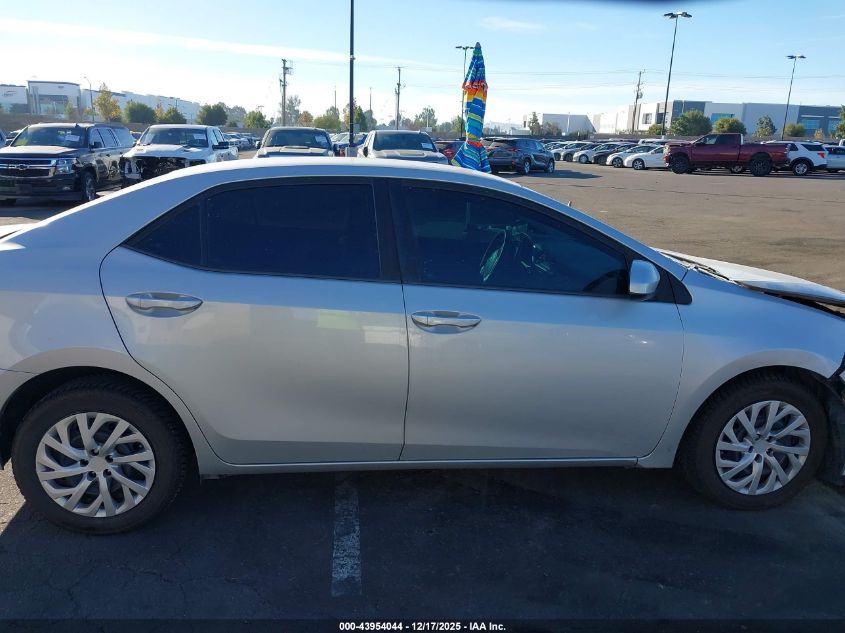 2018 Toyota Corolla Le VIN: 5YFBURHE4JP842803 Lot: 43954044