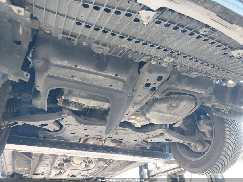 2018 Toyota Corolla Le VIN: 5YFBURHE4JP842803 Lot: 43954044