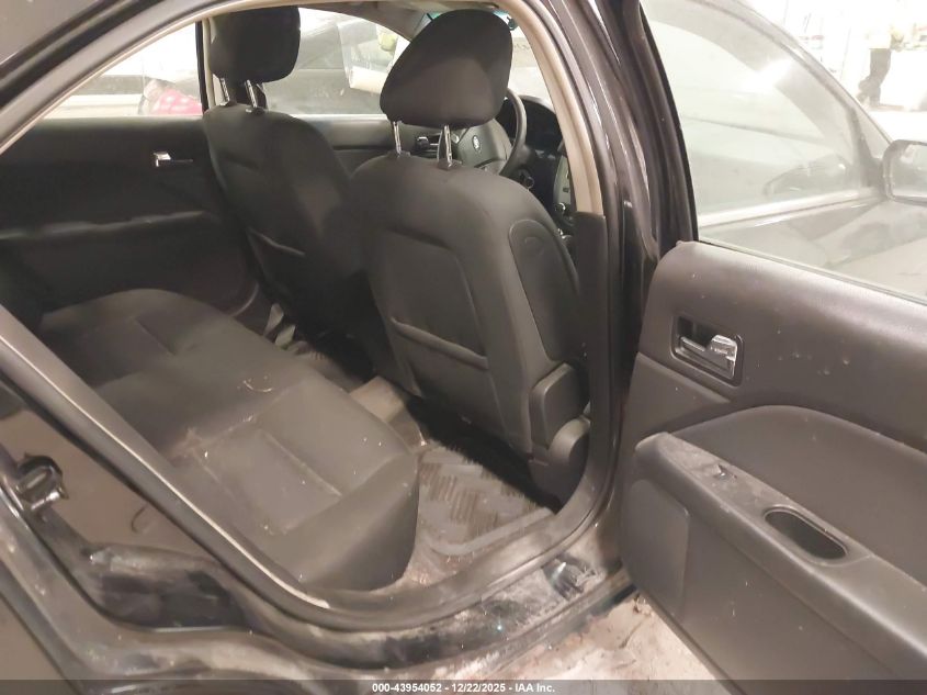 2010 Ford Fusion Se VIN: 3FAHP0HA7AR130246 Lot: 43954052