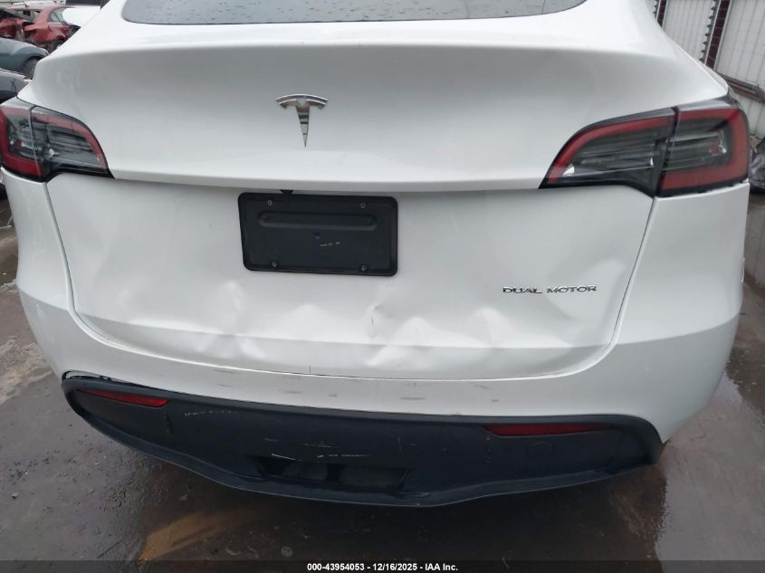 2023 Tesla Model Y Awd/Long Range Dual Motor All-Wheel Drive VIN: 7SAYGDEE5PF708429 Lot: 43954053
