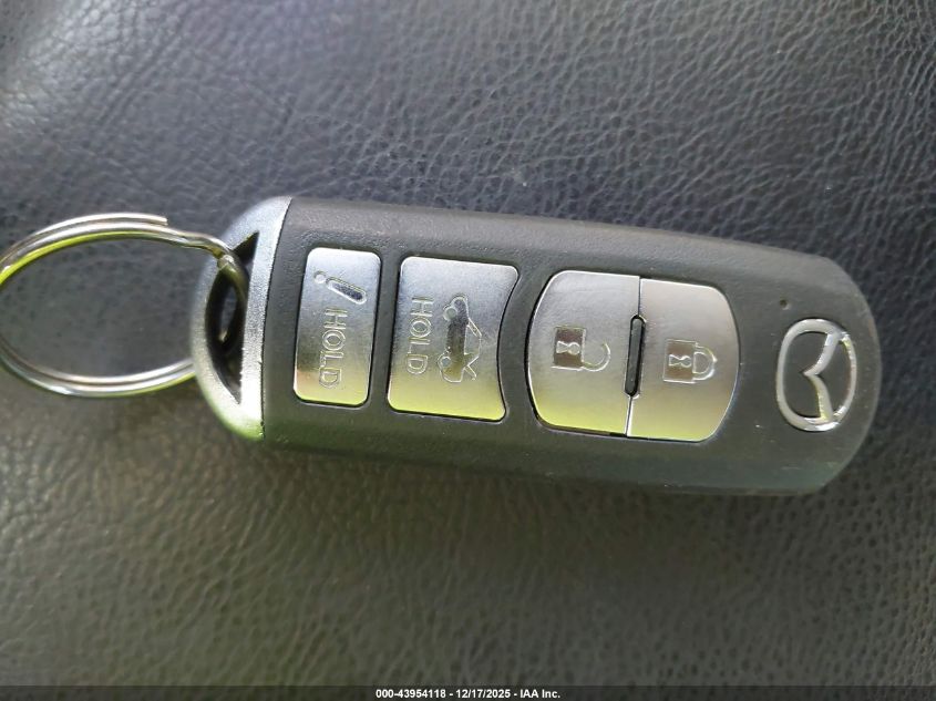 2017 Mazda Mazda6 Touring VIN: JM1GL1V55H1135688 Lot: 43954118