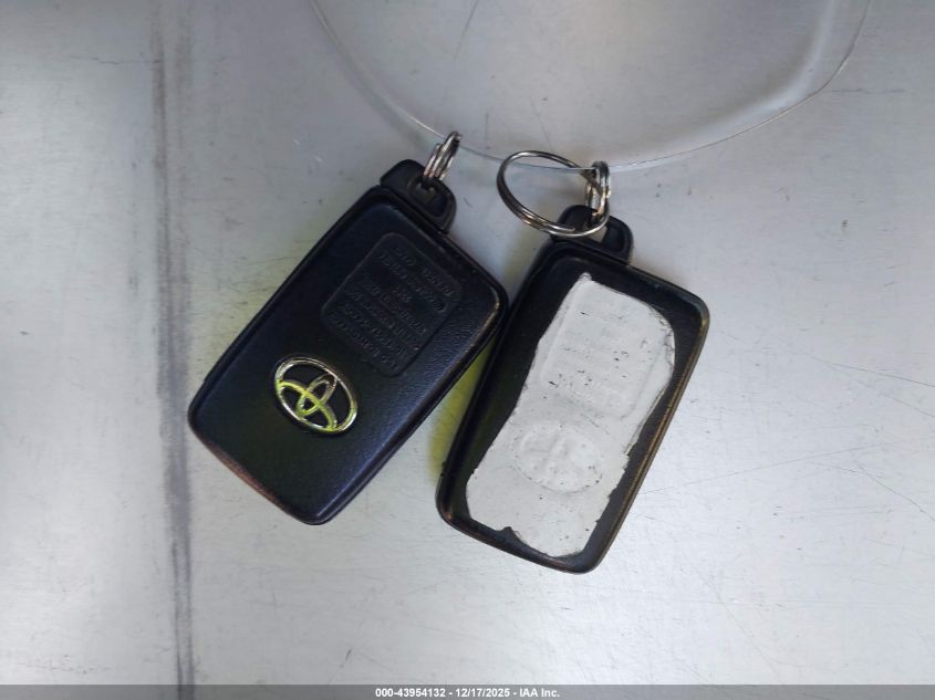 2013 Toyota Prius Three VIN: JTDKN3DU2D0337543 Lot: 43954132