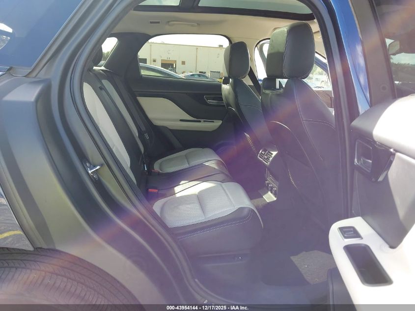 2017 Jaguar F-Pace 35T R-Sport VIN: SADCL2BV3HA895602 Lot: 43954144