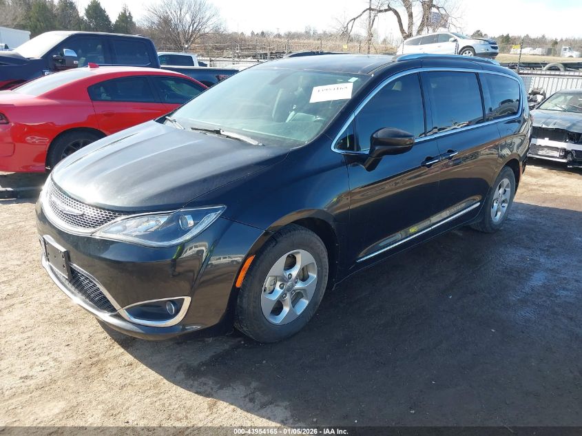 2017 Chrysler Pacifica Touring-L Plus