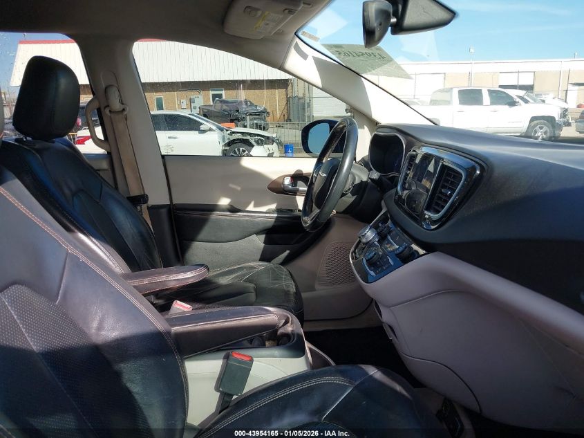 2017 Chrysler Pacifica Touring-L Plus