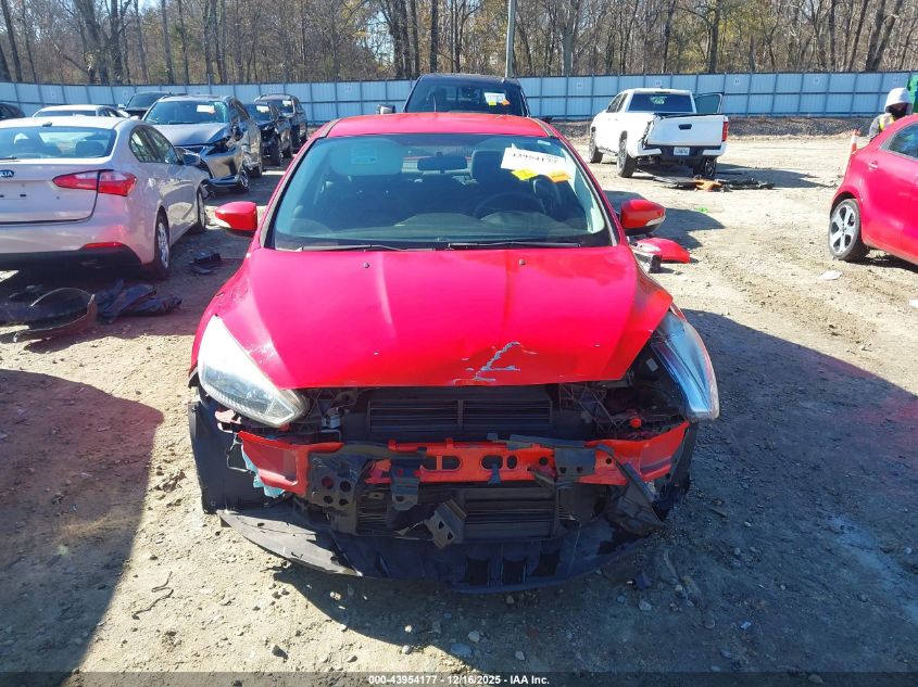 2016 Ford Focus Se VIN: 1FADP3F27GL240877 Lot: 43954177