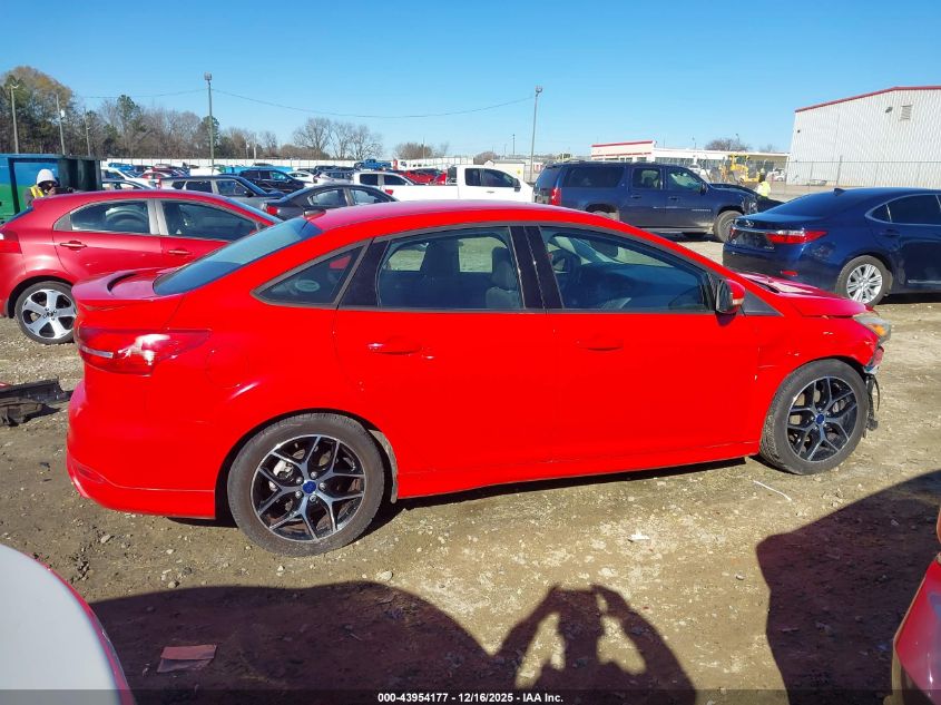 2016 Ford Focus Se VIN: 1FADP3F27GL240877 Lot: 43954177