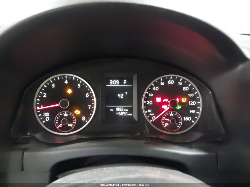 2011 Volkswagen Tiguan S VIN: WVGAV7AX7BW530813 Lot: 43954194