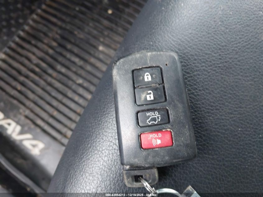 2017 Toyota Rav4 Se VIN: 2T3JFREV8HW686081 Lot: 43954213