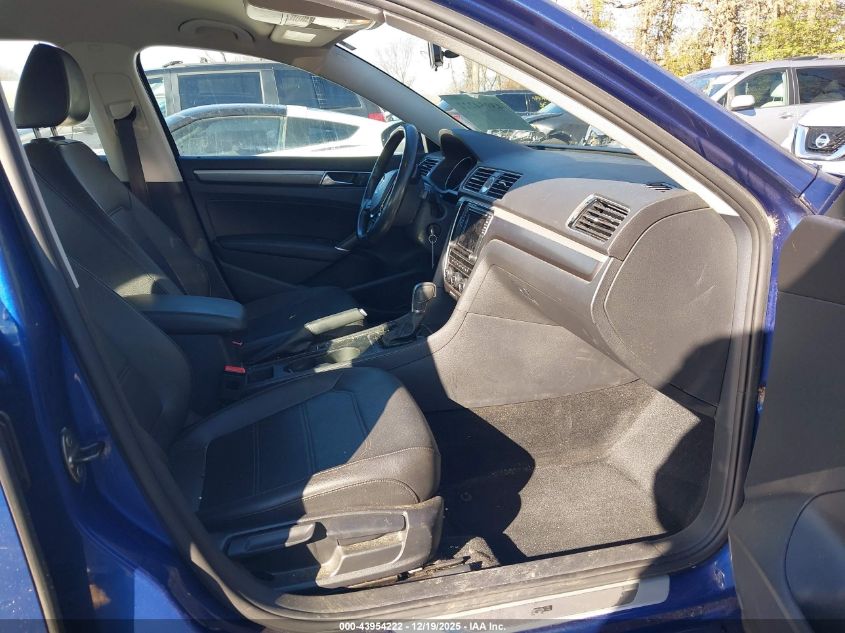 2017 Volkswagen Passat 1.8T R-Line